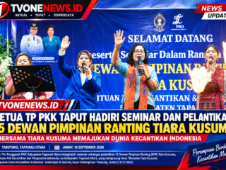 Ketua TP PKK Taput Hadiri Seminar dan Pelantikan 15 Dewan Pimpinan Ranting Tiara Kusuma